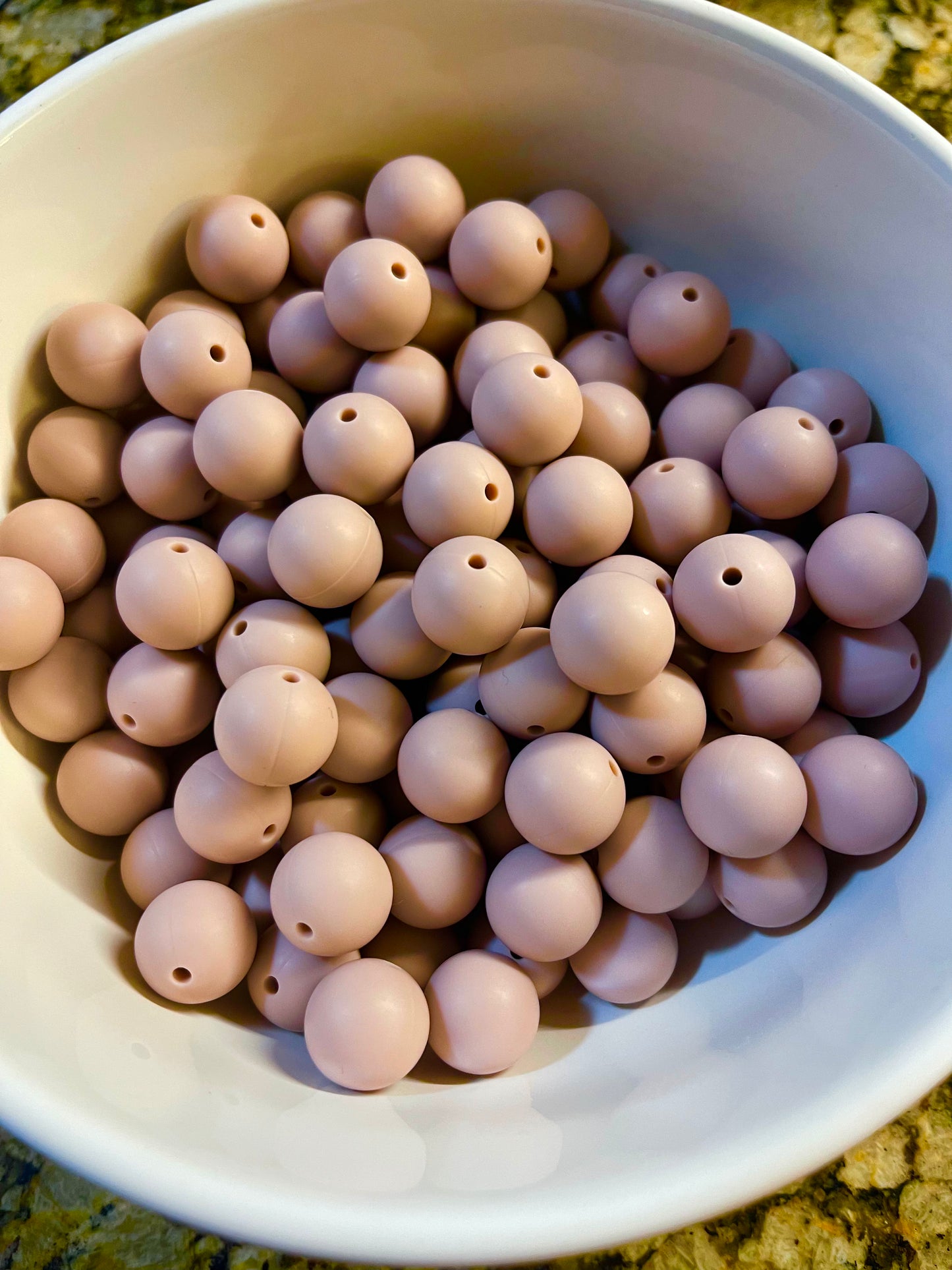 Rose Brown Silicone Round (15mm)