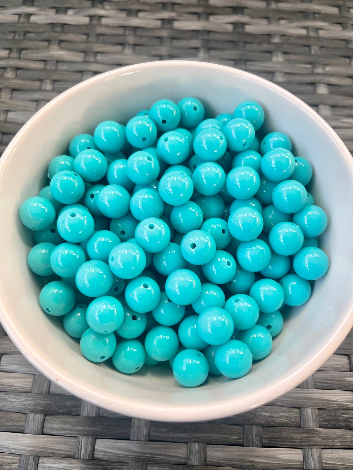 Liquid/Shiny Turquoise Silicone Round (15mm)