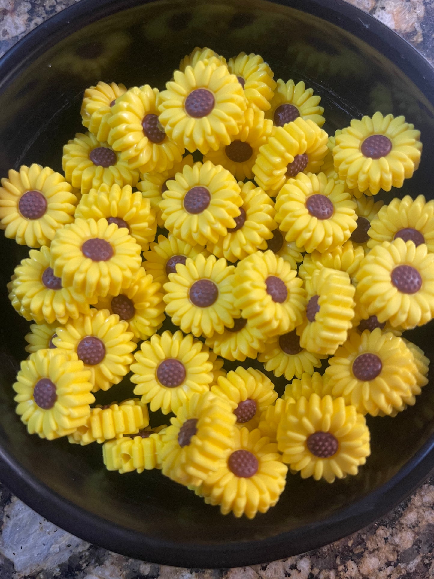 Sunflower Silicone Focal (YELLOW)