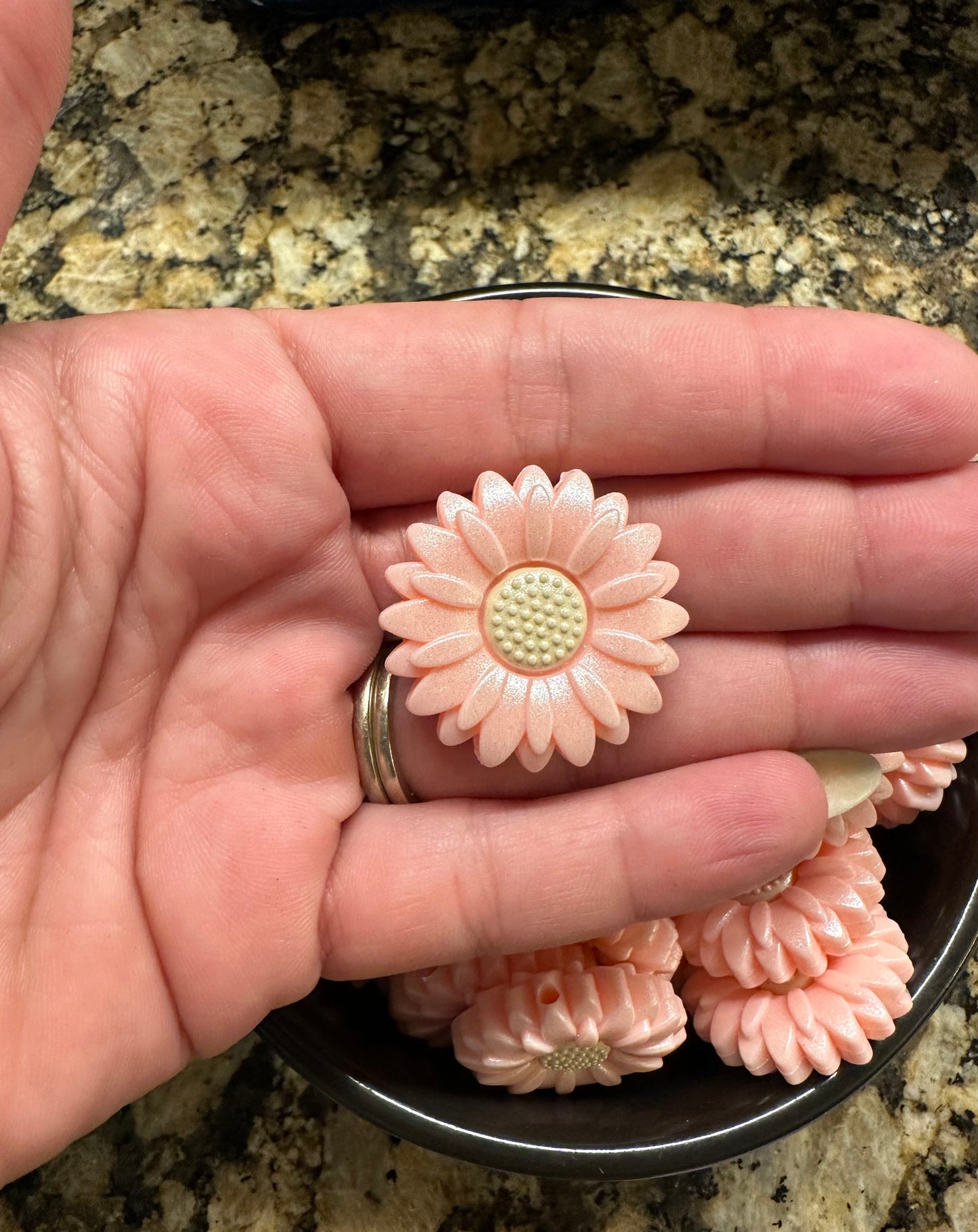 Pearlescent Sunflower Silicone Focal (BLUSH)